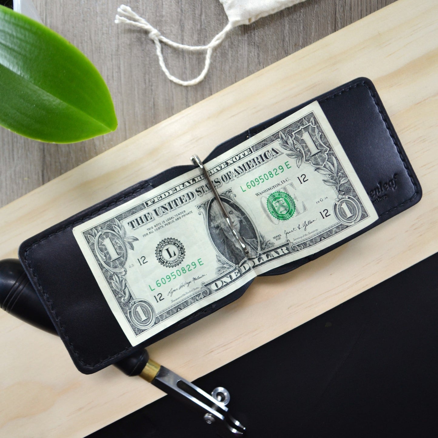 QUICKCLIP BIFOLD - BLACK