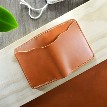 ARTIE BIFOLD - TAN